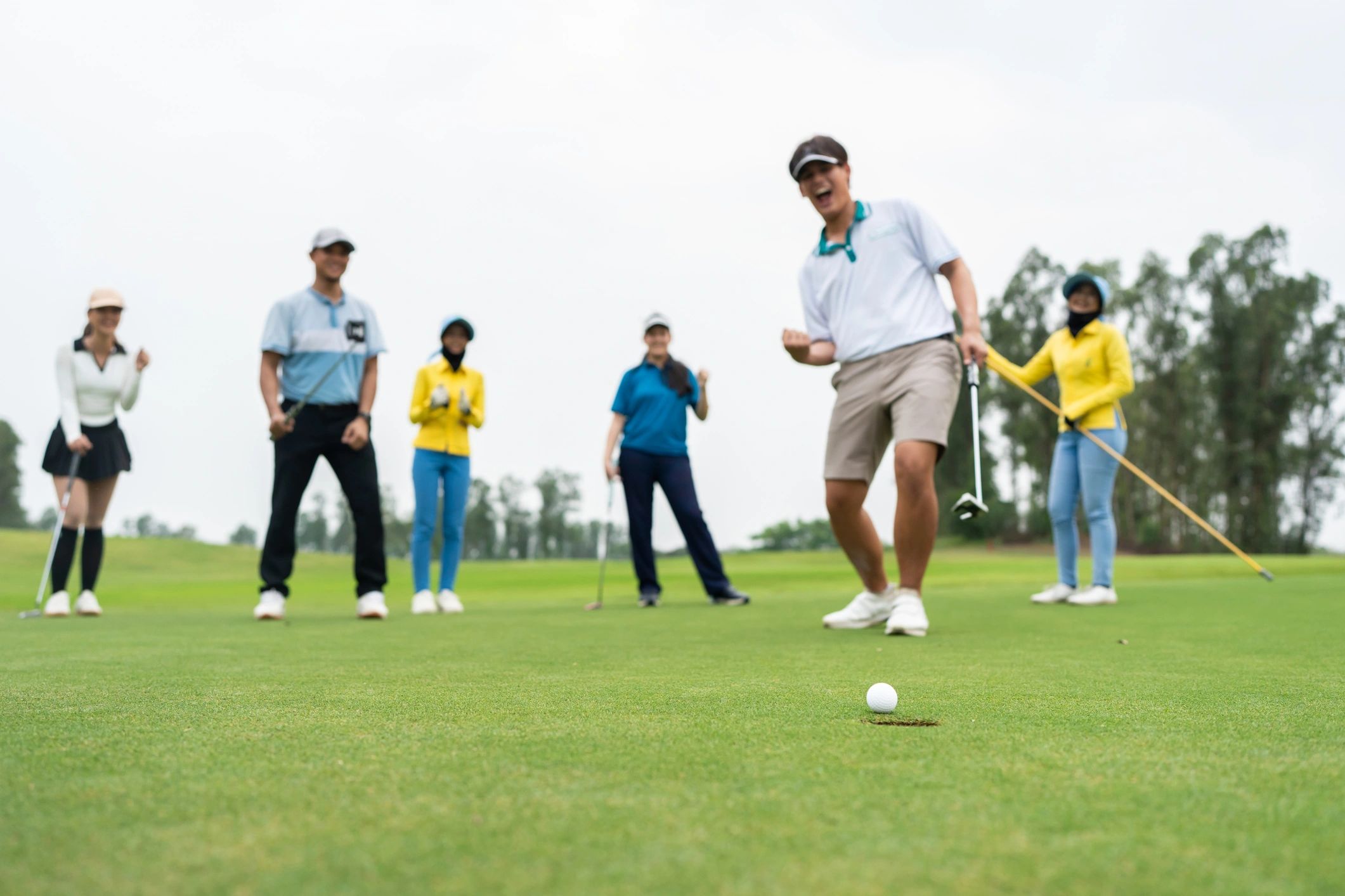 Corporate golf program